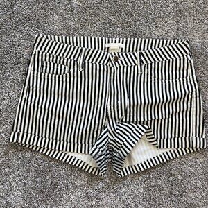 H&M Women’s Shorts Size: US 8 bi-color Black and White Striped